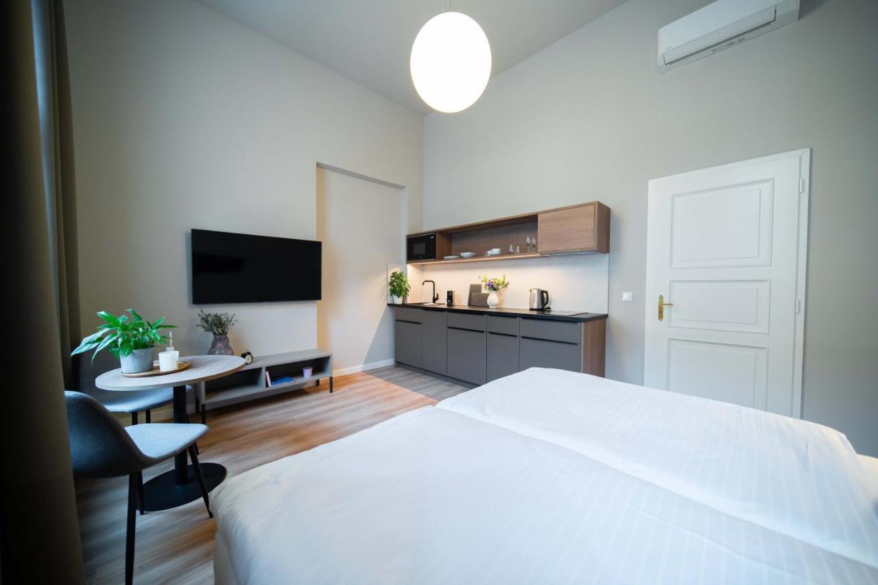 Karl By Zeitraum Aparthotel Prague Ngoại thất bức ảnh
