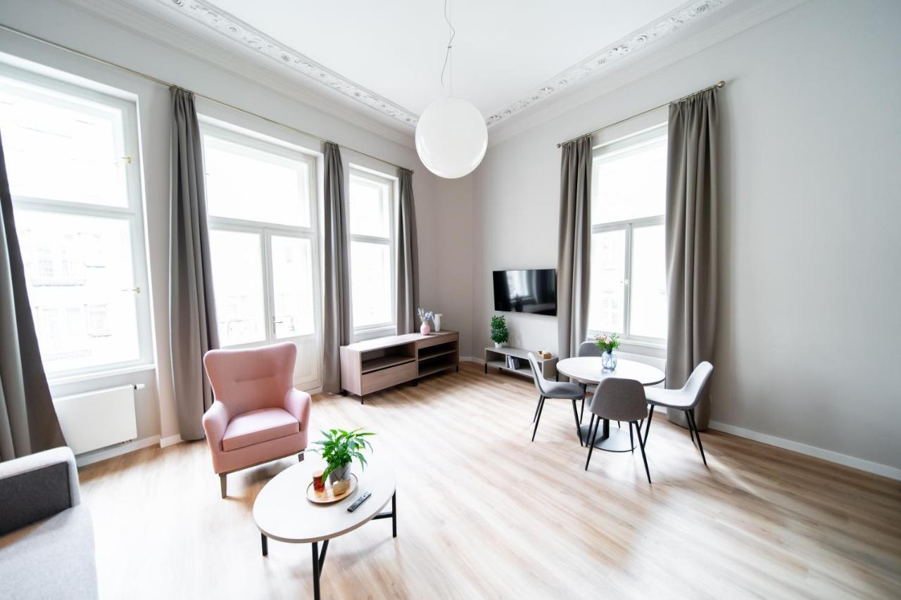 Karl By Zeitraum Aparthotel Prague Ngoại thất bức ảnh